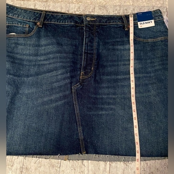 NWT Old Navy High-Waisted Button-Fly OG Straight Mini Cut-Off Jean Skirt Size26W - Picture 11 of 11